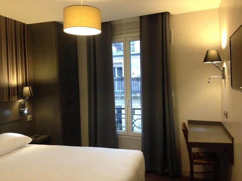 Bonsejour Montmartre 2*